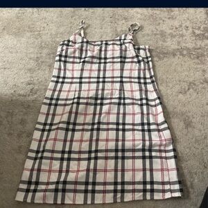 Women’s backless dress